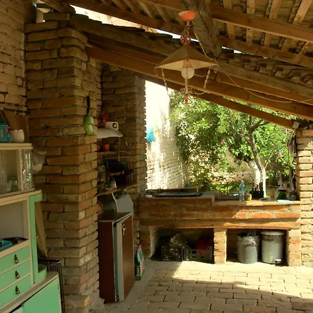 Std Kod Makse, Kuca Na Jezeru Kraljevac