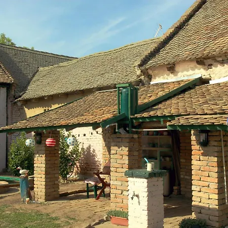 Std Kod Makse, Kuca Na Jezeru Kraljevac * Deliblato