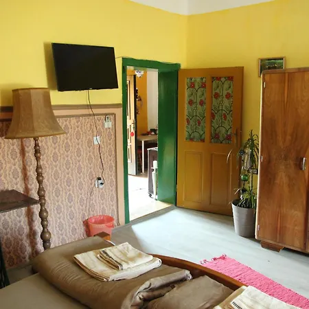 Std Kod Makse, Kuca Na Jezeru Kraljevac Deliblato