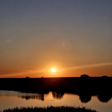 펜션 Std Kod Makse, Kuca Na Jezeru Kraljevac Deliblato