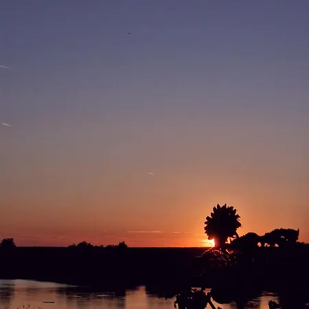 Std Kod Makse, Kuca Na Jezeru Kraljevac *