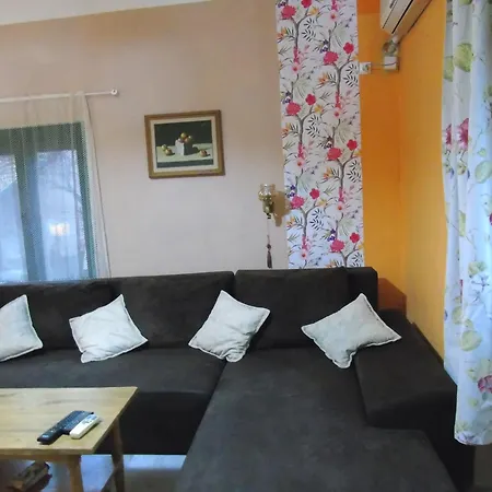 Std Kod Makse, Kuca Na Jezeru Kraljevac *