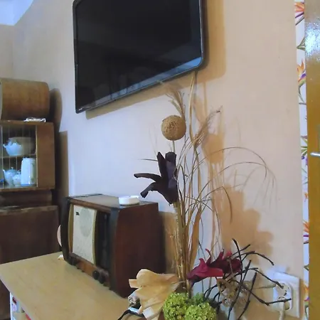 Std Kod Makse, Kuca Na Jezeru Kraljevac Deliblato