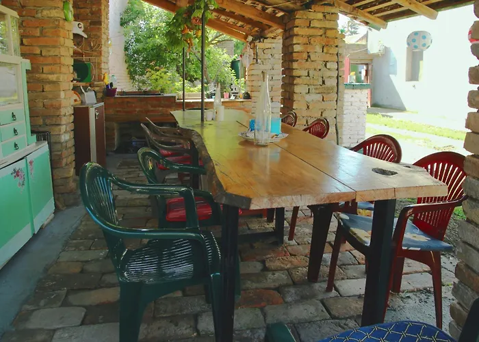 Holiday home Std Kod Makse, Kuca Na Jezeru Kraljevac Deliblato