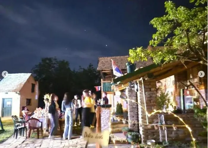 Std Kod Makse, Kuca Na Jezeru Kraljevac Deliblato