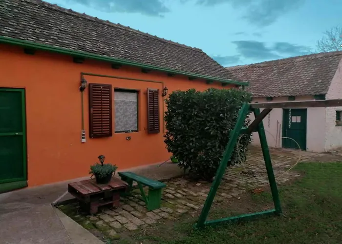 Std Kod Makse, Kuca Na Jezeru Kraljevac Holiday home *